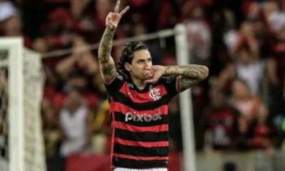 Flamengo sufoca Palmeiras, vence com sobras e abre frente na Copa do Brasil
